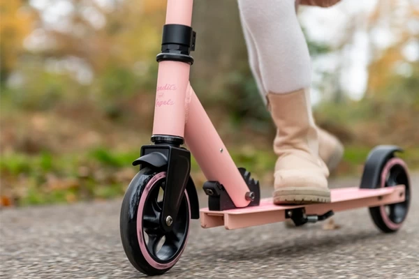 Cooler retro rosa Roller