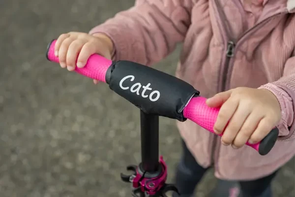 Optional: Lenkerpolster mit Namen