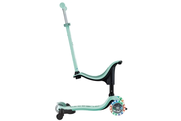 Position 1: ein Aufsitzfahrzeug