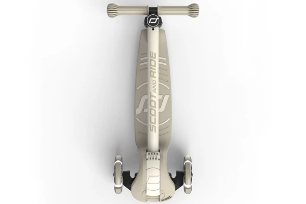 Zusammenklappbar zu einem kompakten Paket