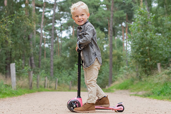 Julius ist 3 Jahre alt und 98 cm groß