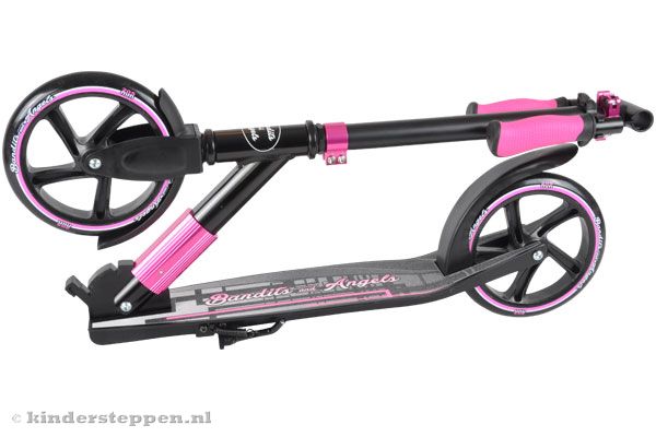 Zusammengeklappt für einfachen Transport