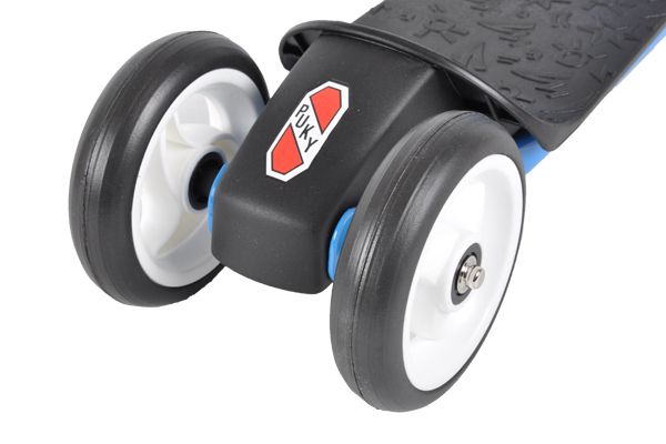 Mit zwei kleinen Hinterrädern