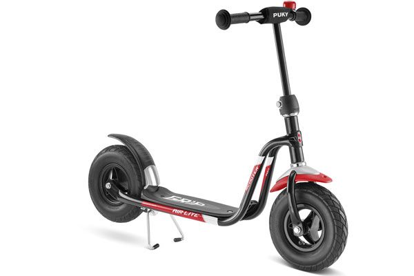 Schwarzer Kinderroller