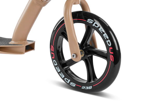 23 cm Vorderrad, 20 cm Hinterrad