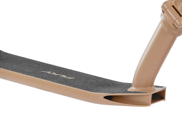 Extra langes Brett mit rutschfester Beschichtung