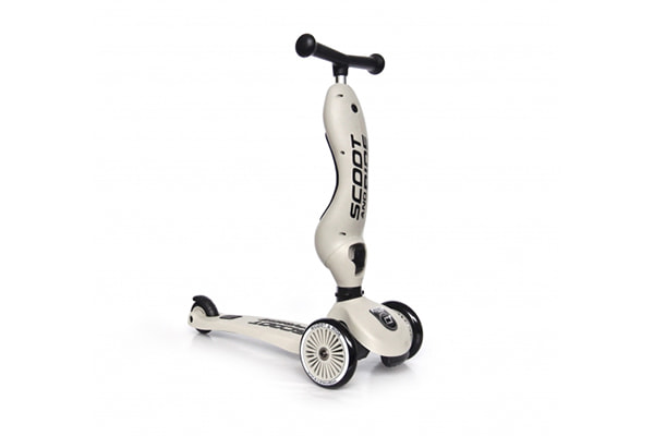 Position 2: ein Roller